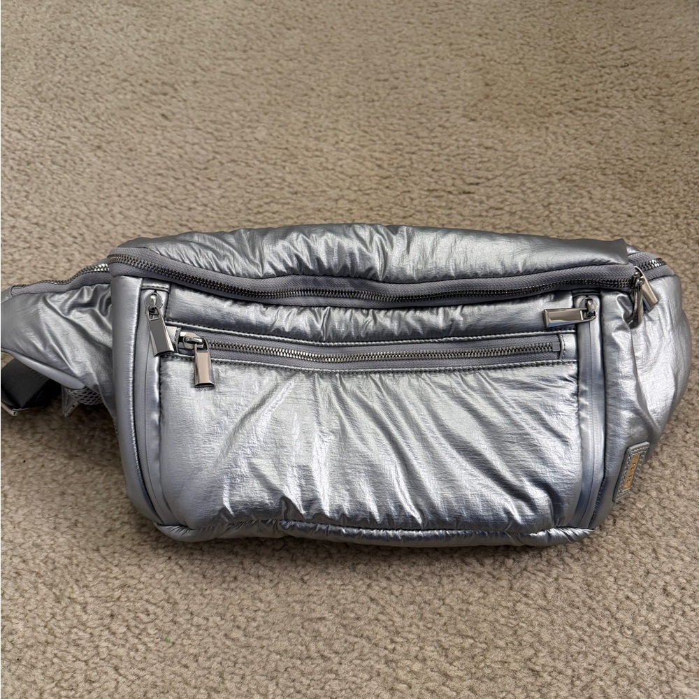 Caraa Silver Sling Large
